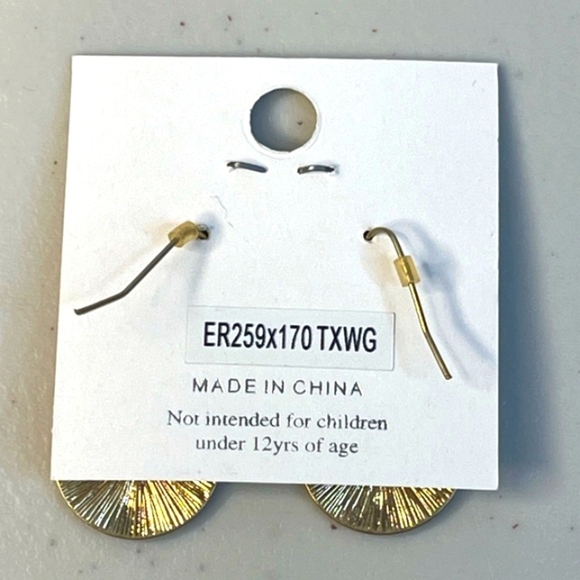 NWT Boho Western Gold-Toned Texas Girl Charm Earrings - Picture 7 of 8